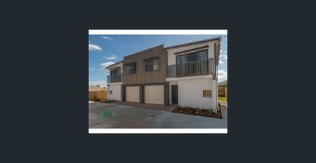 Perfect townhouse for couples or a small family. - Photo 5