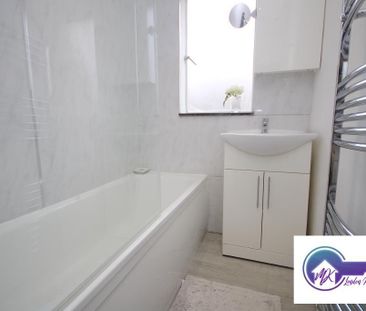 1 Bedroom Room in Flat Share To Rent - Photo 2