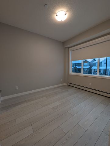 111 Wolf Creek Drive Southeast, Calgary - Photo 2