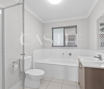 Exquisite Family Home In Sought After Suburb - Photo 5