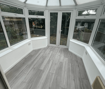 3 bedroom semi-detached house to rent - Photo 2