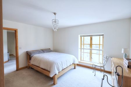 13 The Walled Garden, Belfast, BT4 2WG - Photo 2