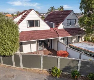3 bedroom home in Papatoetoe! - Photo 5
