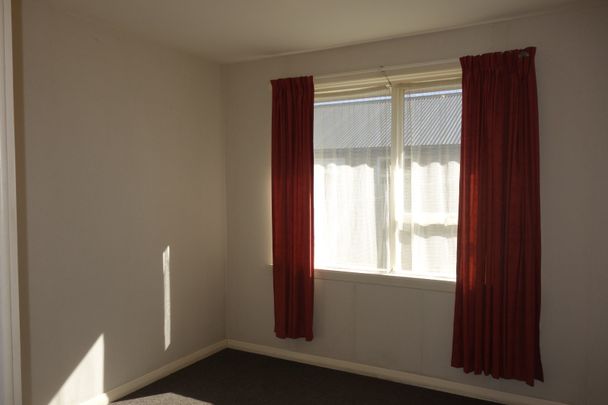 1-Bedroom Flat with Carport - Photo 1