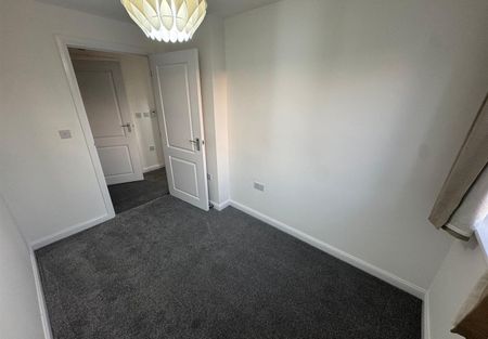 Golden Orchard, Halesowen, West Midlands - Photo 5