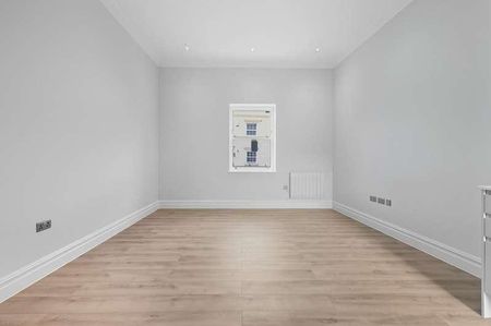 Old Harlow Apartments, Old Harlow - Photo 2