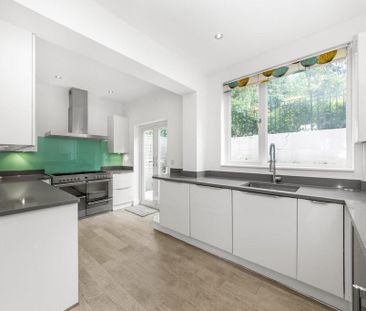 5 bedroom detached house to rent - Photo 6