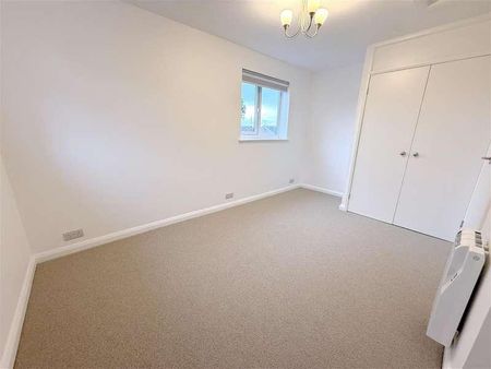 The Briary, Bexhill-on-sea, TN40 - Photo 4