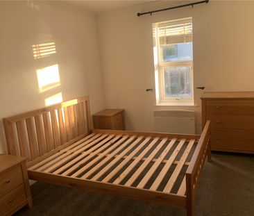 2 bedroom apartment to rent - Photo 3