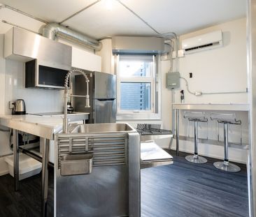 The New York | All-Inclusive Suites near the Byward Market - Photo 6