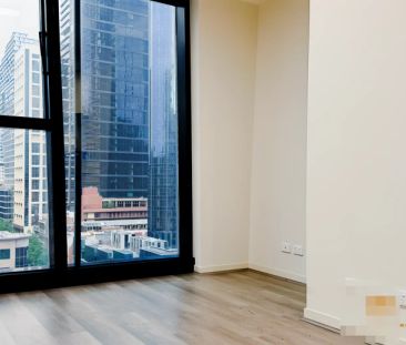 Master Bedroom - Photo 1