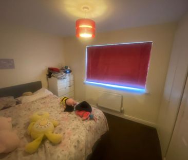 2 bedroom end of terrace house to rent - Photo 5