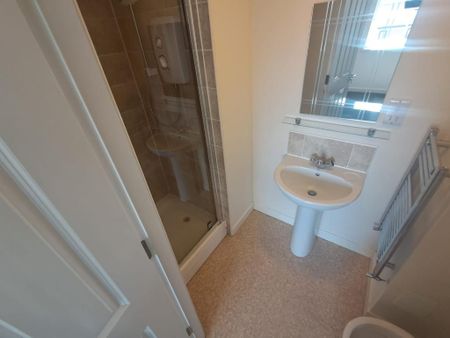 2 bedroom flat to rent - Photo 5