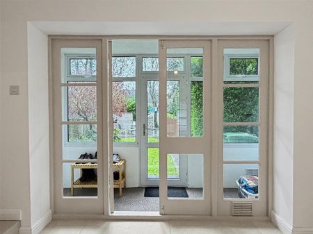 Elm View, Midsomer Norton, Radstock - Photo 3