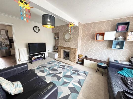 3 bedroom terraced house to rent - Photo 1