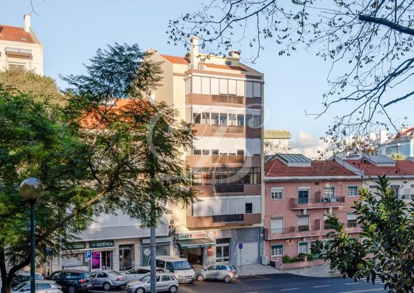 Apartamento T3 em Lisboa