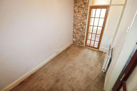 Chapel Terrace, Allerton, BD15 - Photo 5