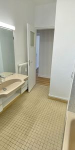 A LOUER - NANTES HYPER CENTRE - Grand T2 Refait à NEUF de 60 m² - Photo 4