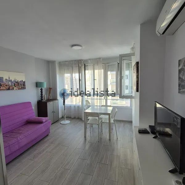 Alquiler de piso en Calle Campillos s/n - Photo 1