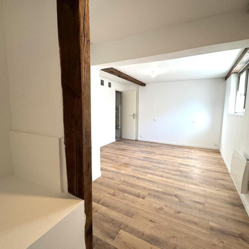 Location Maison 4 pièces 99m² VINASSAN 11110 - Photo 1