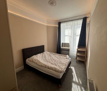 2 Bedroom Property To Rent - Photo 6