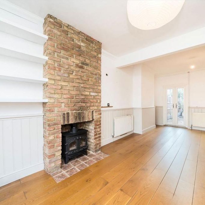 2 bedroom terraced house to rent - Photo 1