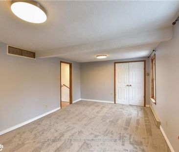 241 Nottawasaga Street - 2 (B), Orillia L3V 3K2 - Photo 6