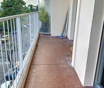 Location Appartement 1 pièce 31m² GRASSE 06130 - Photo 4