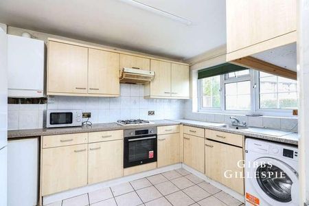 Lime Grove, Hayes, UB3 - Photo 4