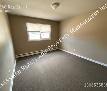 1 bed 1 bath - Photo 3
