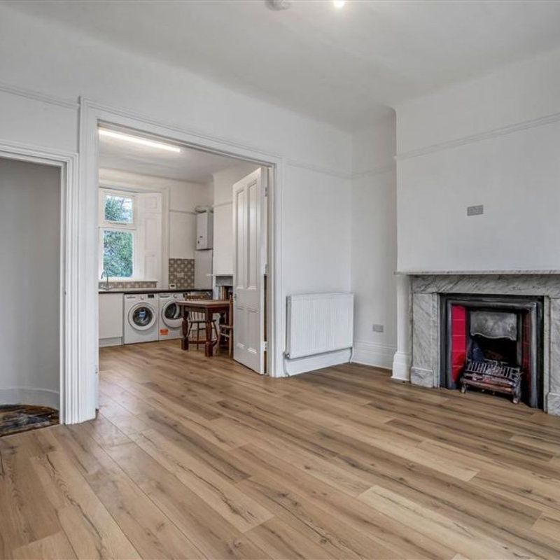 Parkfield Road, SE14, London - Photo 1