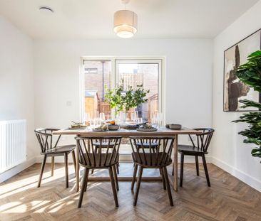 4 bedroom terraced house to rent - Photo 2