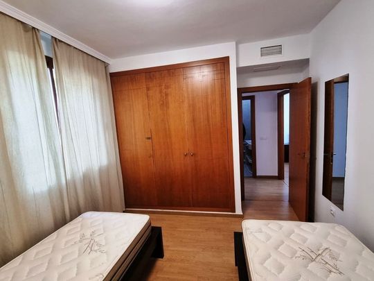 Luxury Semidetached House for rent in Benahavís, Spain - Photo 1