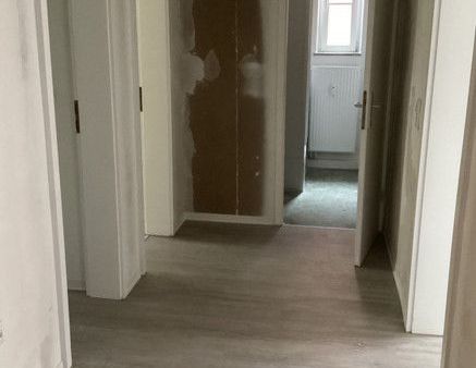 Unrenovierte 2 Zimmer-Wohnung - Foto 1