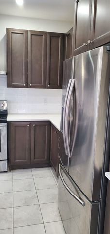 For Lease - 103 Bridlewood Boulevard, Whitby, Ontario - Photo 4