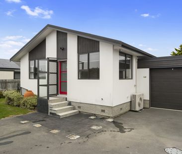 Modern Two Bedroom Unit - Photo 4