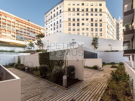 3 bedroom luxury Apartment for rent in Benfica Stadium, São Domingos de Benfica, Lisbon - Photo 5