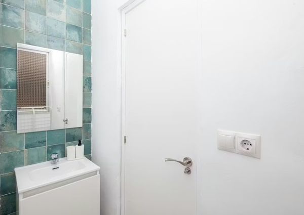 Carrer de la Miraculosa, Valencia, Valencian Community 46009