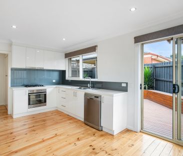 1/5 Watson Street, Macleod - Photo 1