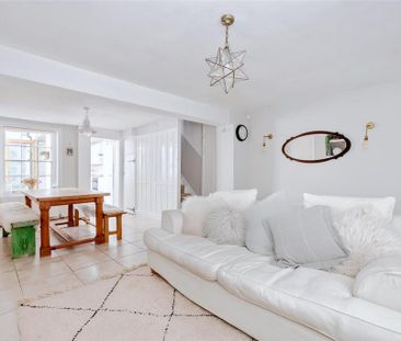 4 bedroom terraced house to rent - Photo 1