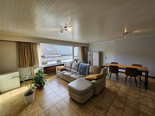 Appartement te huur - Photo 1