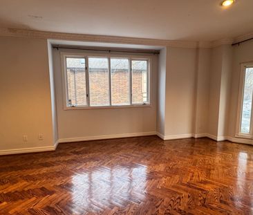 For Lease - 2501 Mississauga Road Unit# Upper, Mississauga, Ontario - Photo 2