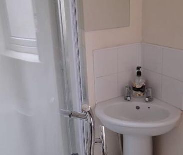 27 Carmel Street, Belfast, BT7 1QE - Photo 6