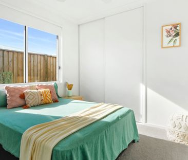 Immaculate Esplanade Home Offering Ultimate Newport Lifestyle - Photo 5