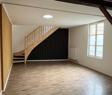 Secteur de Mézières dans petit collectif, appartement de 125m² en d... - Photo 2