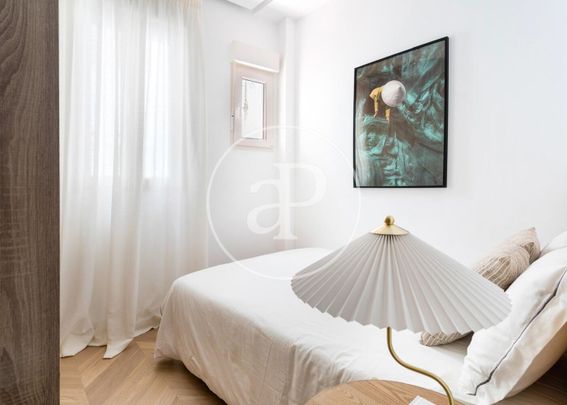 Flat for rent in Almagro (Madrid) - Photo 1