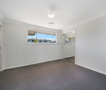 Spacious 3 Bedroom family home - Photo 3