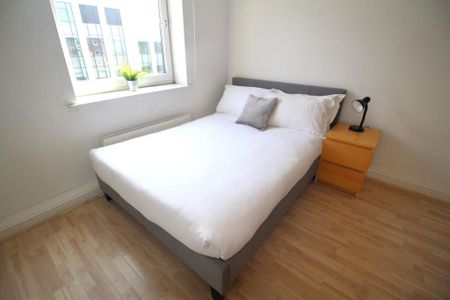 2 bedroom flat to rent - Photo 5