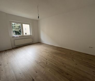Jetzt frei! 2-Zimmer-Wohnung im EG in Essen Altendorf - Photo 1