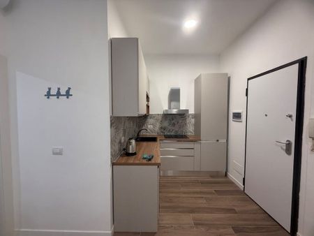 Via Pietro Orseolo, Milan, Lombardy 20144 - Photo 4